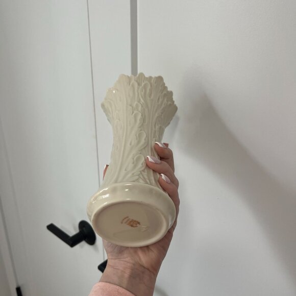 Lenox Woodland Collection White Textured Porcelain Vase - Picture 5 of 5